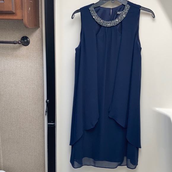 Mother of the Bride Dress - Picture 1 of 5